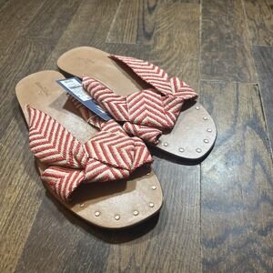 NWT Universal Thread Louise Sandal Red 10